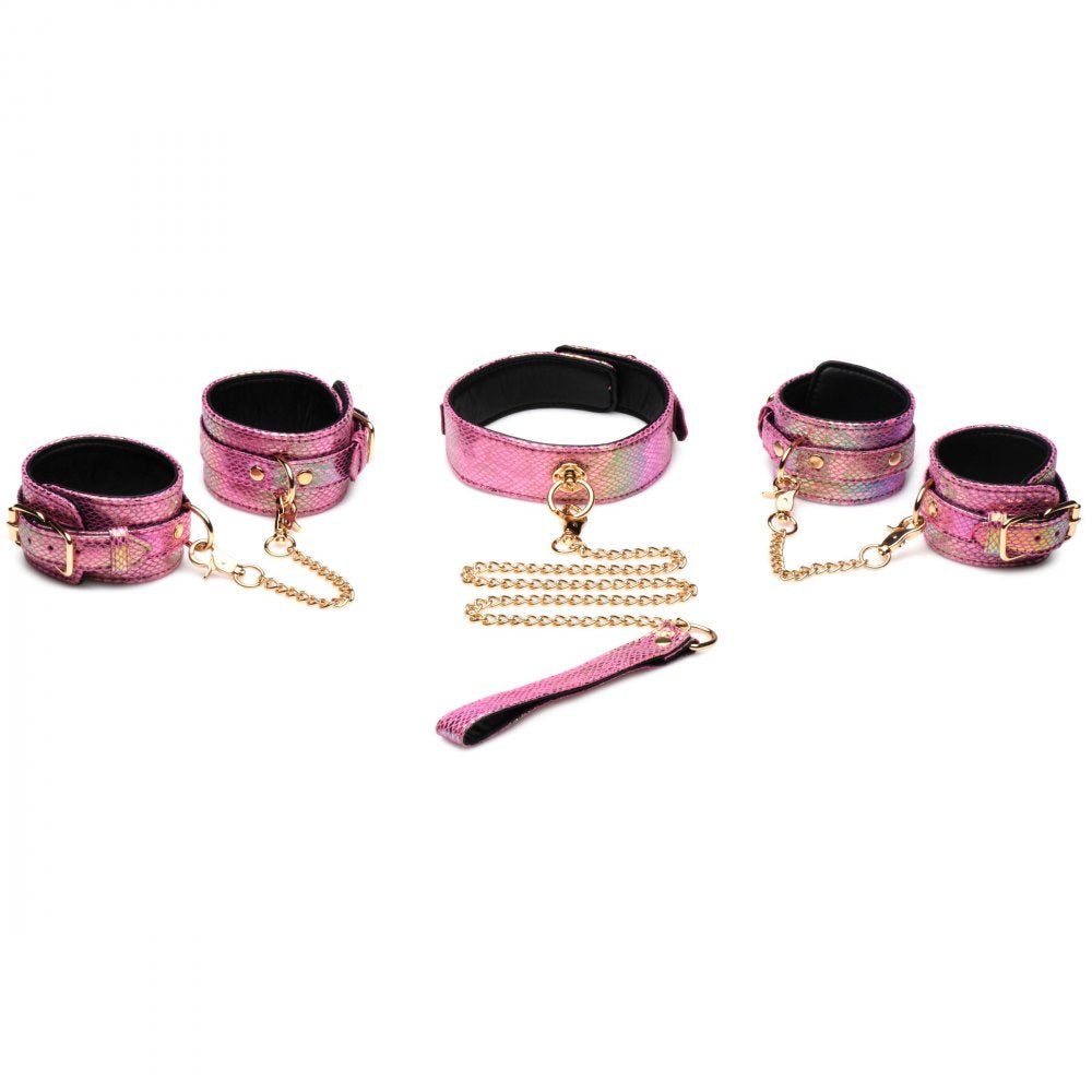 Captive Cobra 6 Pieces Bondage Set